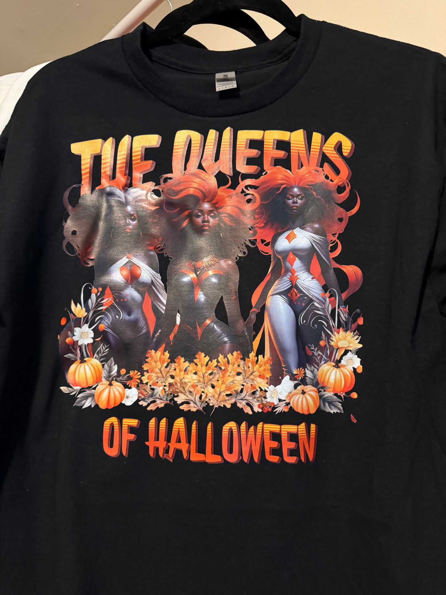 The Queens of Halloween T-Shirt | Spooky Women’s Halloween Shirt | Horror Story Lovers Tee | Halloween Party Outfit | Gothic Fashion for Women